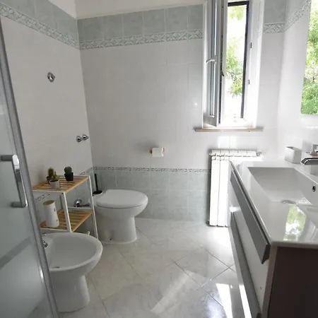 Ferienhaus Casa Ludovica-vista Mare-giardino Privato Triest